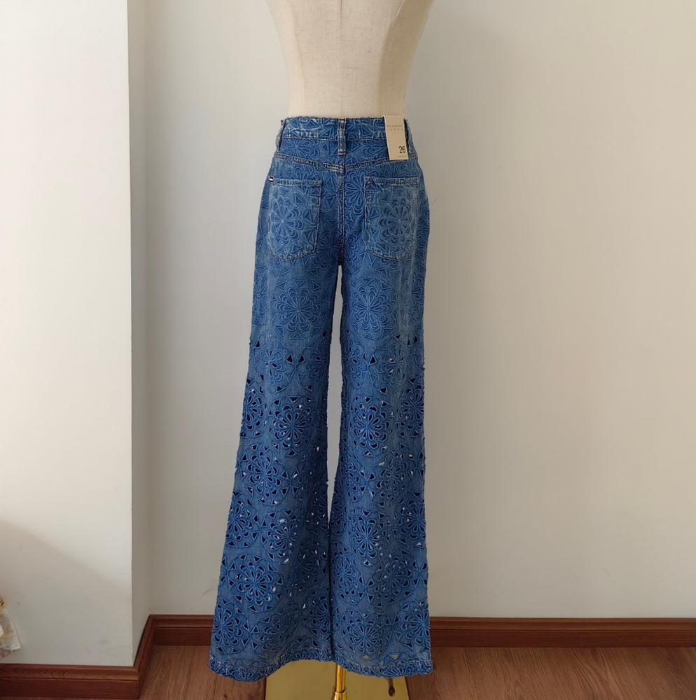 Alice + Olivia WEEZY LASERCUT JEAN - Picture 8 of 16